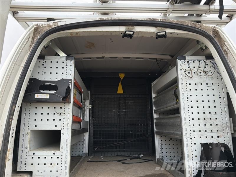 Volkswagen Caddy 2.0 TDI 122CV EURO6 4X4 Cargo Van شاحنة مقفلة