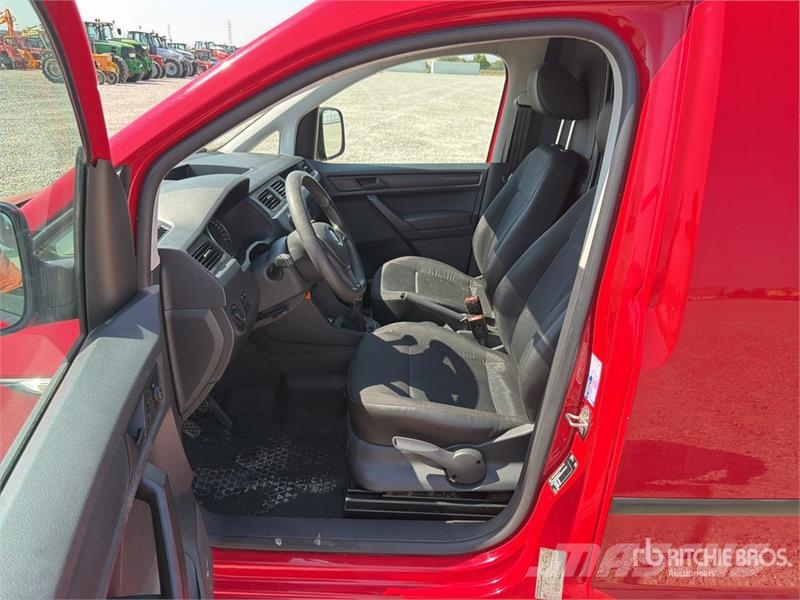 Volkswagen Caddy 4x4 Euro 6 Cargo Van Furgone chiuso