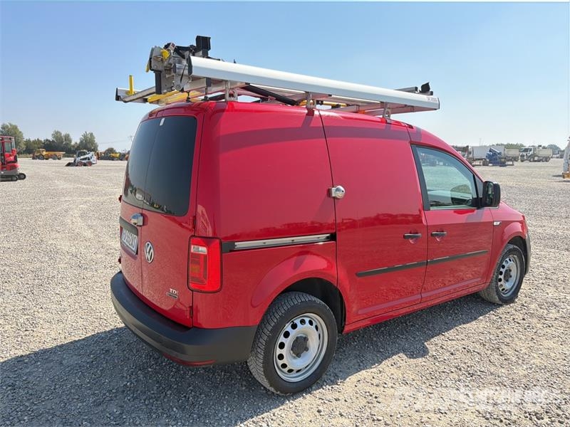 Volkswagen Caddy 4x4 Euro 6 Cargo Van Furgone chiuso