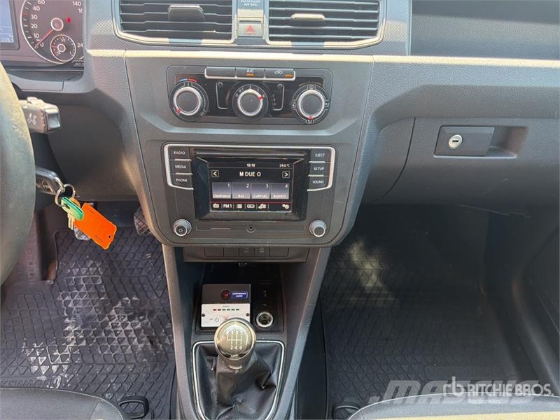 Volkswagen Caddy 4x4 Euro 6 Cargo Van Furgone chiuso