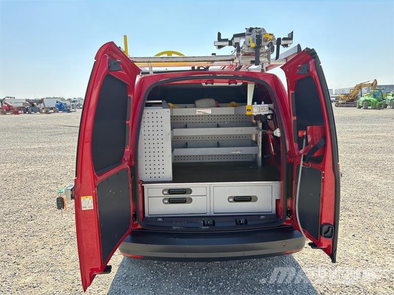 Volkswagen Caddy 4x4 Euro 6 Cargo Van Furgone chiuso