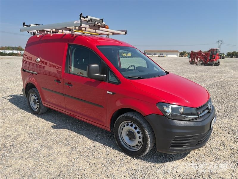 Volkswagen Caddy 4x4 Euro 6 Cargo Van Furgone chiuso