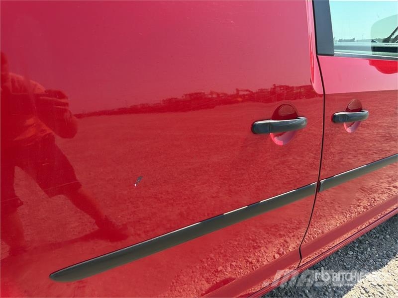 Volkswagen Caddy 4x4 Euro 6 Cargo Van Furgone chiuso