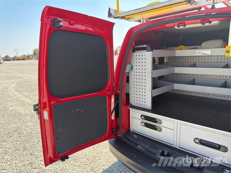 Volkswagen Caddy 4x4 Euro 6 Cargo Van Furgone chiuso