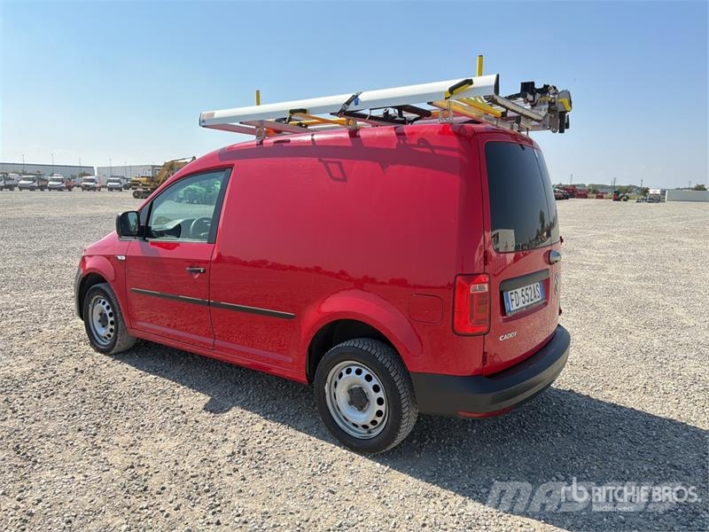 Volkswagen Caddy 4x4 Euro 6 Cargo Van Furgone chiuso