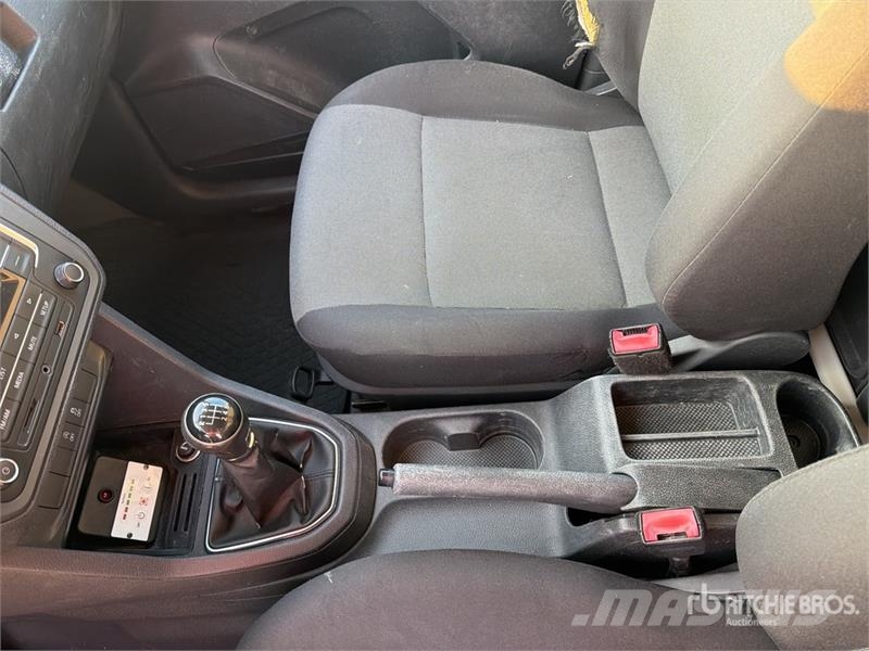 Volkswagen Caddy Cargo Van Panel vans