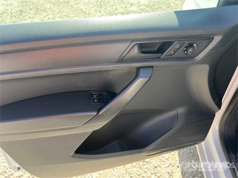 Volkswagen Caddy Cargo Van Panel vans