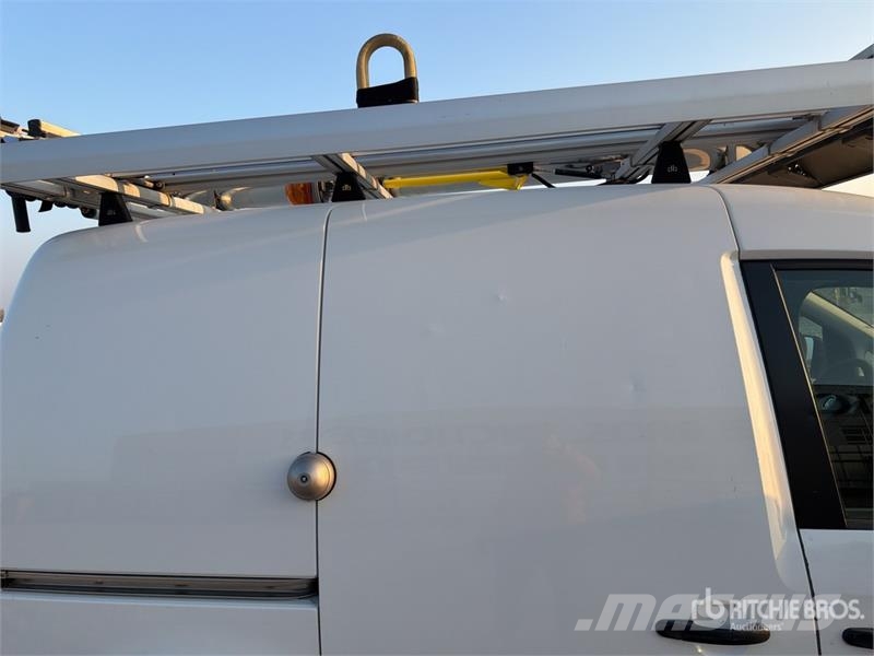 Volkswagen Caddy Cargo Van Panel vans