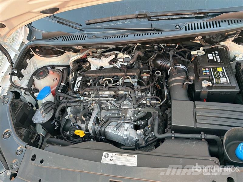Volkswagen Caddy Cargo Van Panel vans
