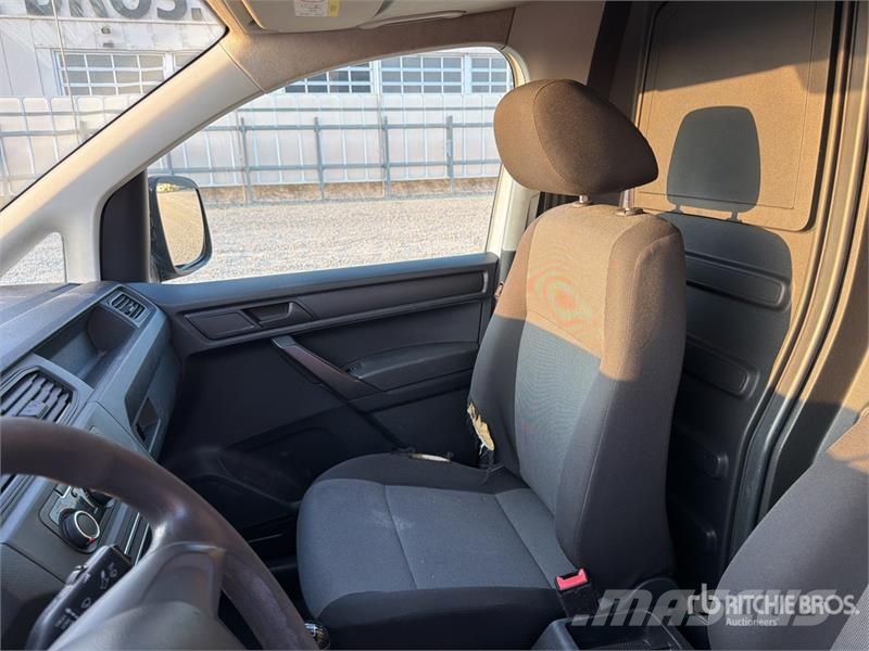 Volkswagen Caddy Cargo Van Panel vans