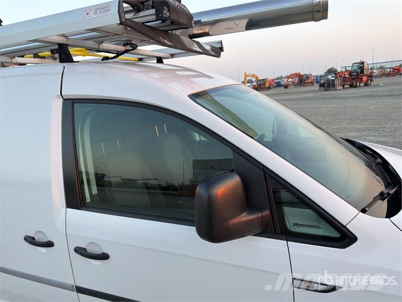 Volkswagen Caddy Cargo Van Panel vans