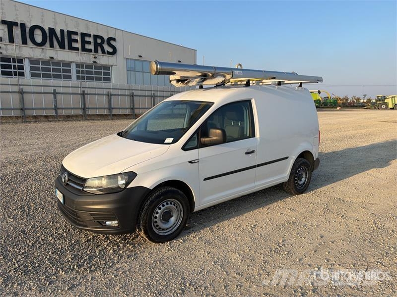 Volkswagen Caddy Cargo Van Panel vans