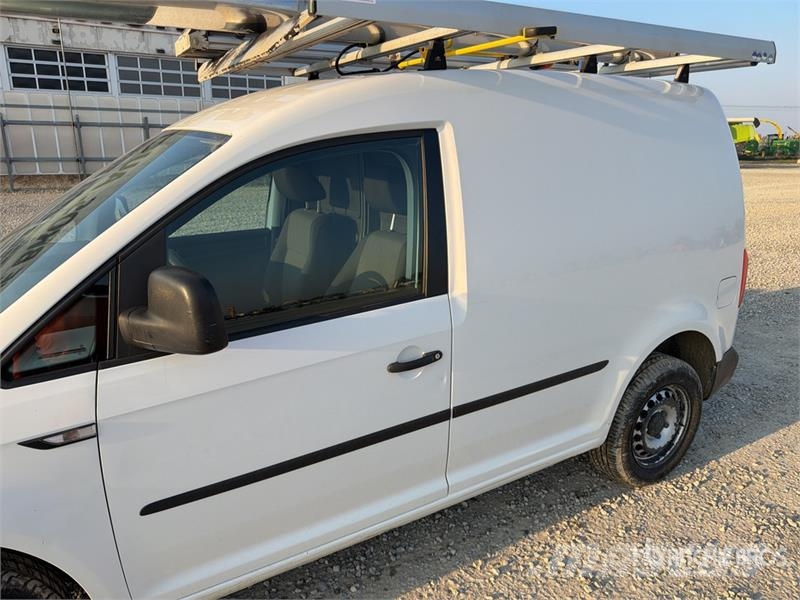 Volkswagen Caddy Cargo Van Panel vans