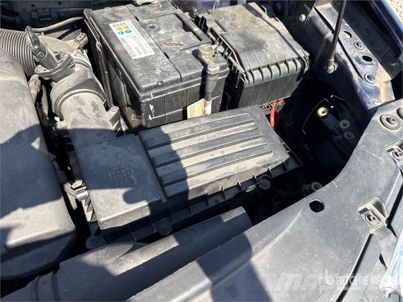 Volkswagen Caddy Cargo Van Lieferwagen
