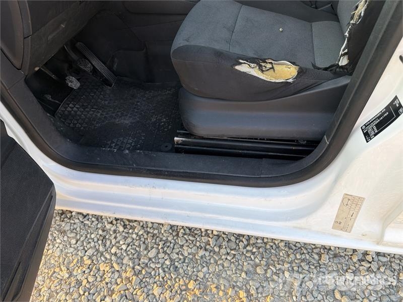 Volkswagen Caddy Cargo Van Panel vans