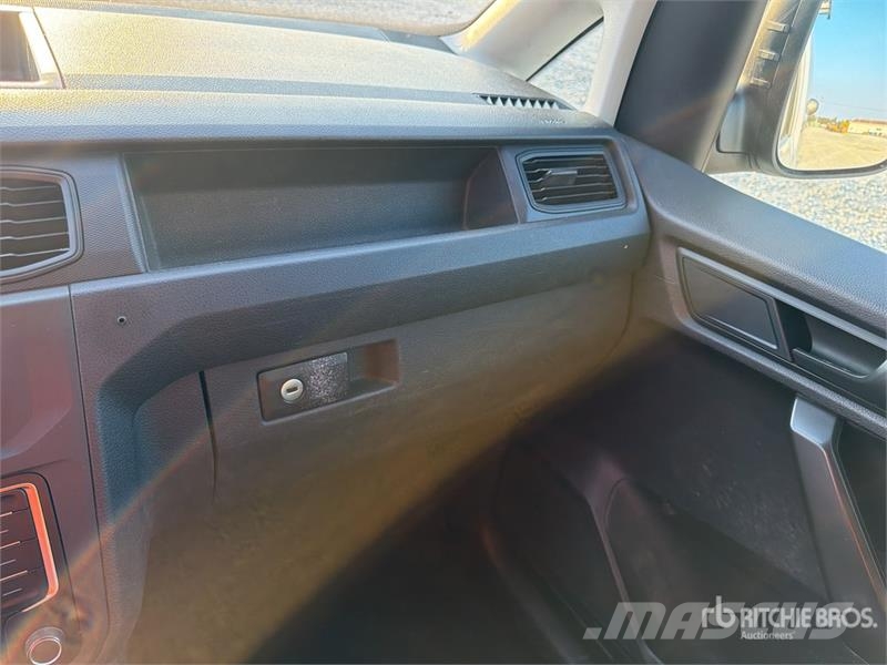 Volkswagen Caddy Cargo Van Panel vans