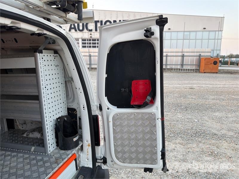 Volkswagen Caddy Cargo Van Panel vans