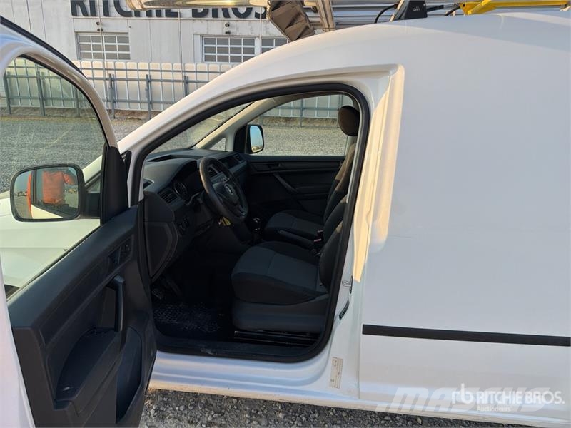 Volkswagen Caddy Cargo Van Panel vans