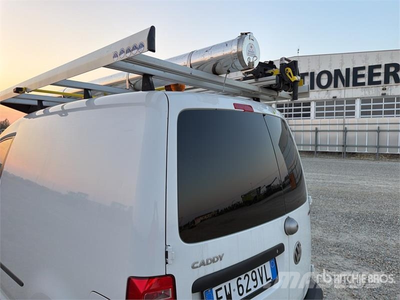Volkswagen Caddy Cargo Van Panel vans