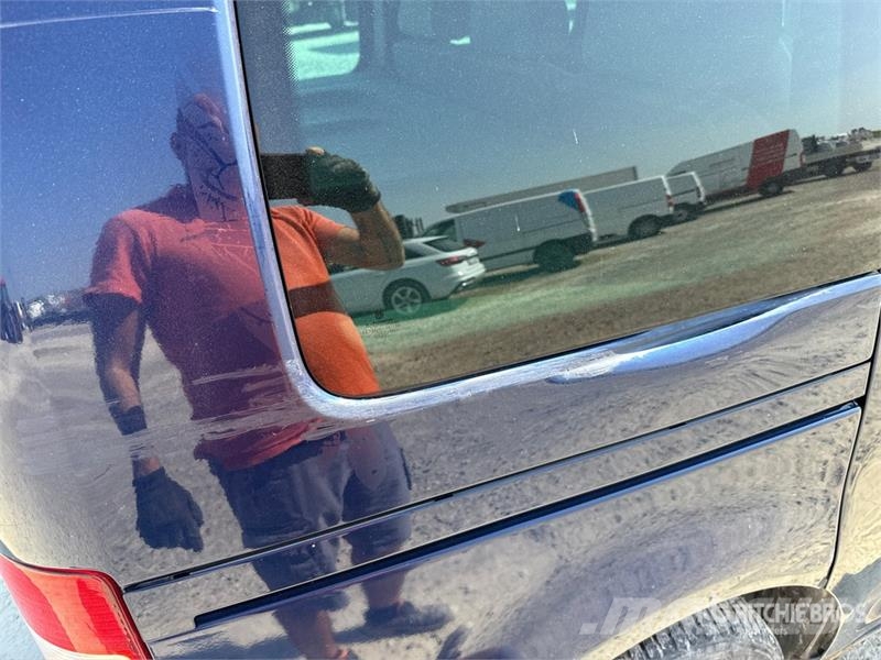 Volkswagen Caddy Cargo Van Lieferwagen