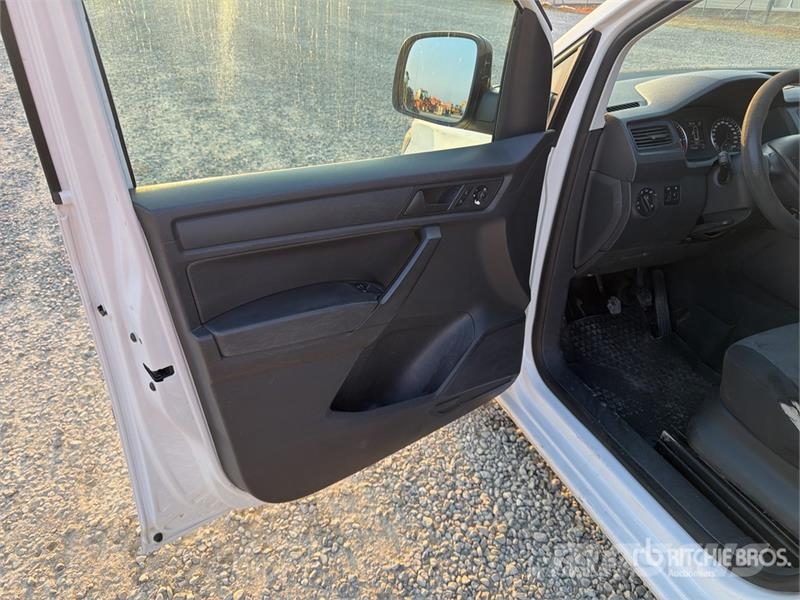 Volkswagen Caddy Cargo Van Panel vans