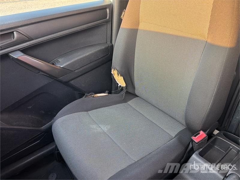 Volkswagen Caddy Cargo Van Panel vans