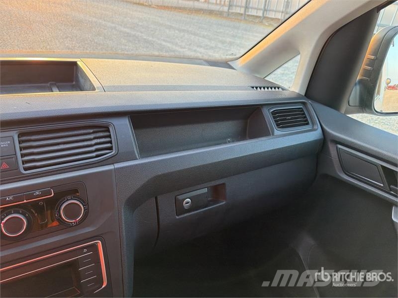 Volkswagen Caddy Cargo Van Panel vans
