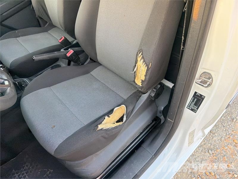 Volkswagen Caddy Cargo Van Panel vans