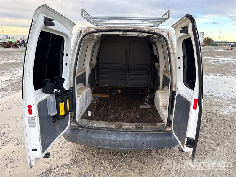 Volkswagen Caddy Cargo Van Panel vans
