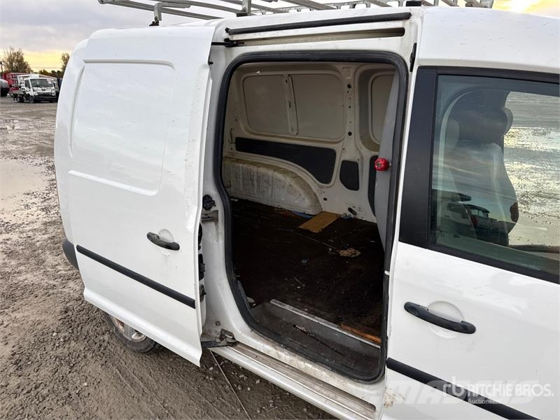 Volkswagen Caddy Cargo Van Panel vans