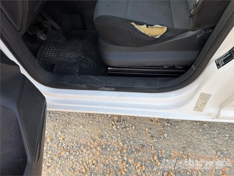 Volkswagen Caddy Cargo Van Panel vans