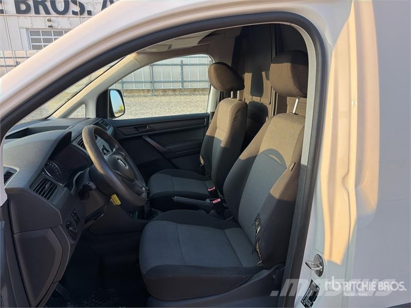Volkswagen Caddy Cargo Van Panel vans
