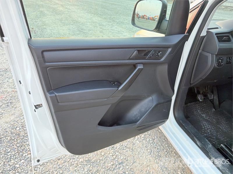 Volkswagen Caddy Cargo Van Panel vans