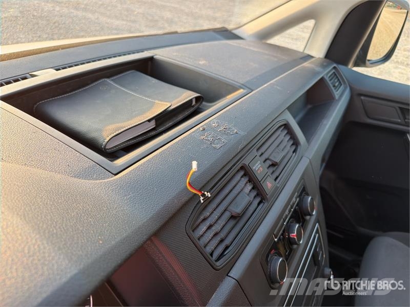Volkswagen Caddy Cargo Van Panel vans