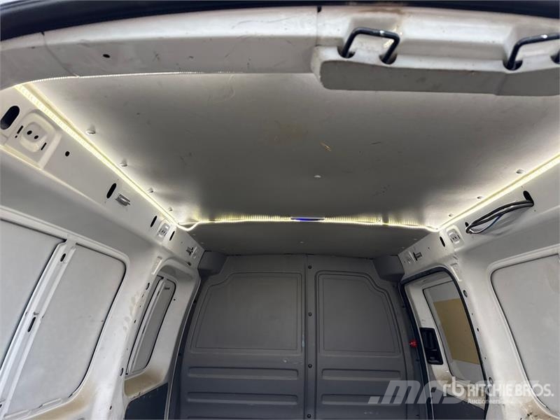Volkswagen Caddy Cargo Van Panel vans