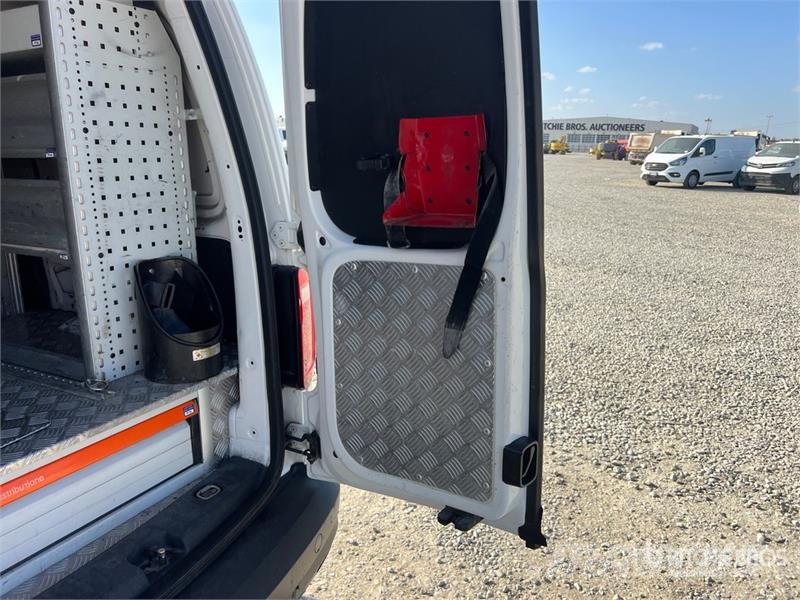 Volkswagen Caddy Cargo Van Panel vans