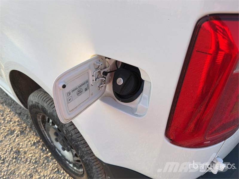 Volkswagen Caddy Cargo Van Panel vans