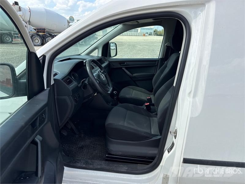 Volkswagen Caddy Cargo Van Panel vans