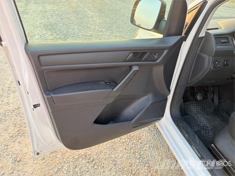 Volkswagen Caddy Cargo Van Panel vans