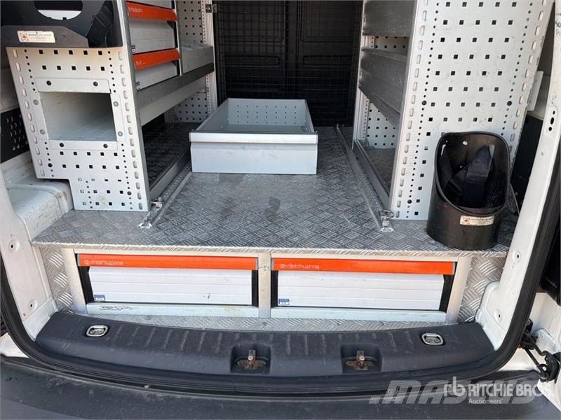 Volkswagen Caddy Cargo Van Panel vans