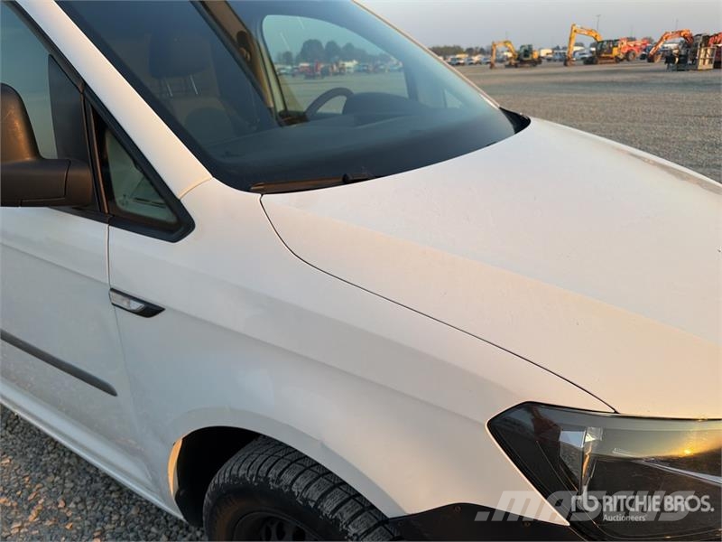 Volkswagen Caddy Cargo Van Panel vans