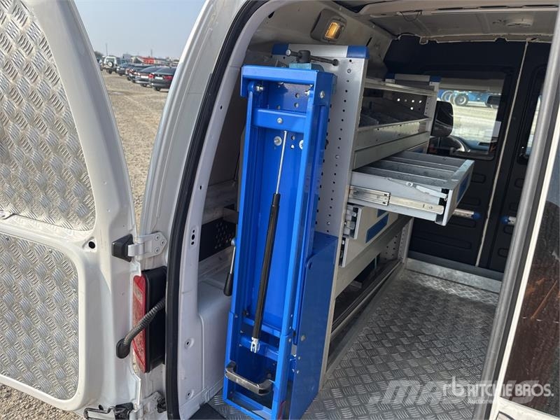 Volkswagen Caddy Cargo Van Dostavna vozila / kombiji