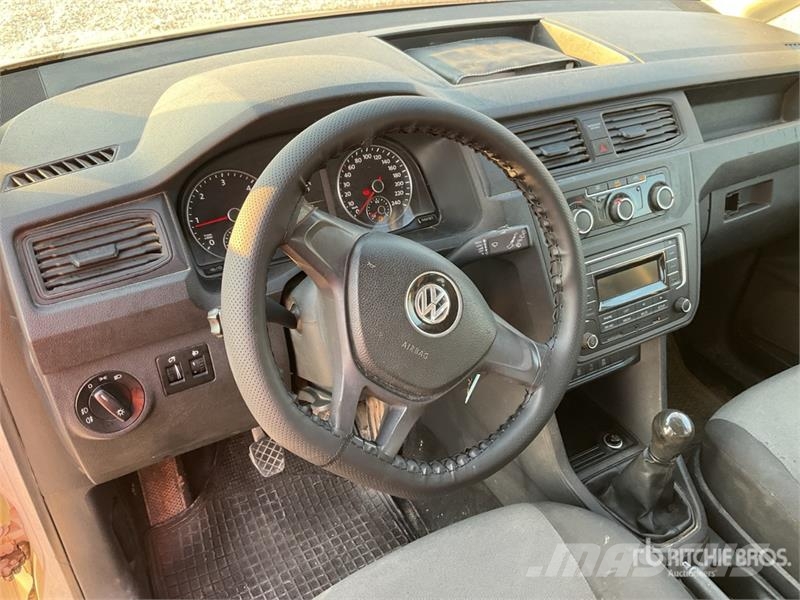 Volkswagen Caddy TDI 5 Passenger Van Panel vans