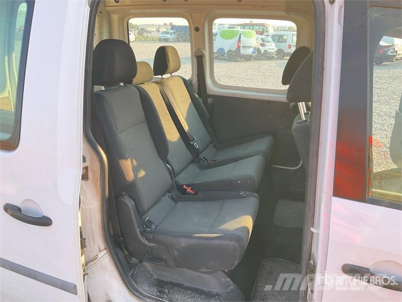 Volkswagen Caddy TDI 5 Passenger Van Panel vans