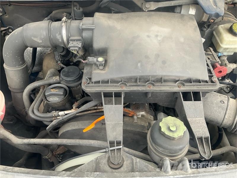 Volkswagen Crafter 플랫베드/드롭사이드 트럭