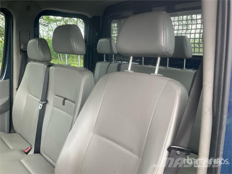 Volkswagen Crafter 플랫베드/드롭사이드 트럭