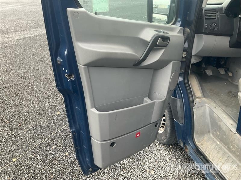 Volkswagen Crafter 플랫베드/드롭사이드 트럭