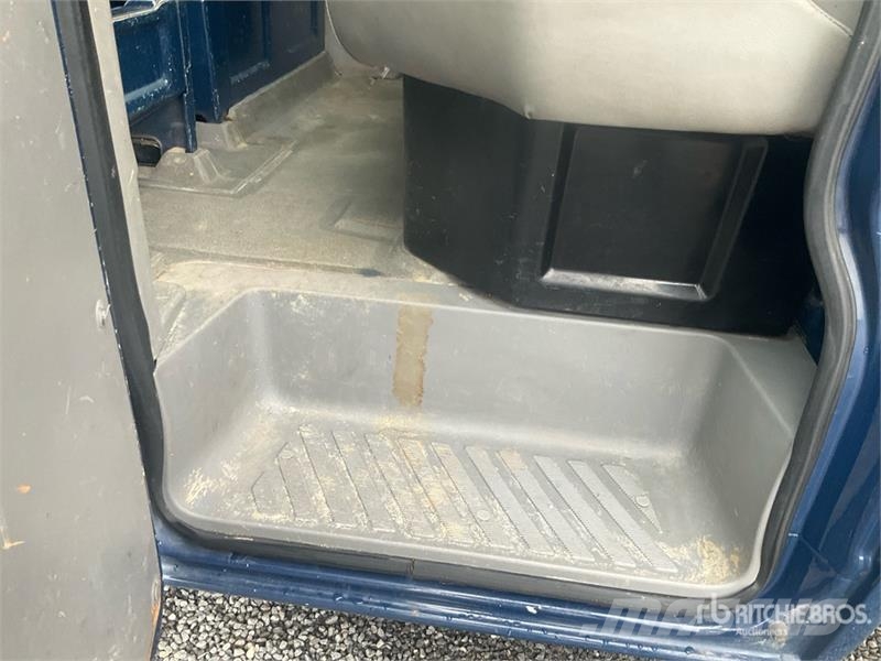 Volkswagen Crafter 플랫베드/드롭사이드 트럭