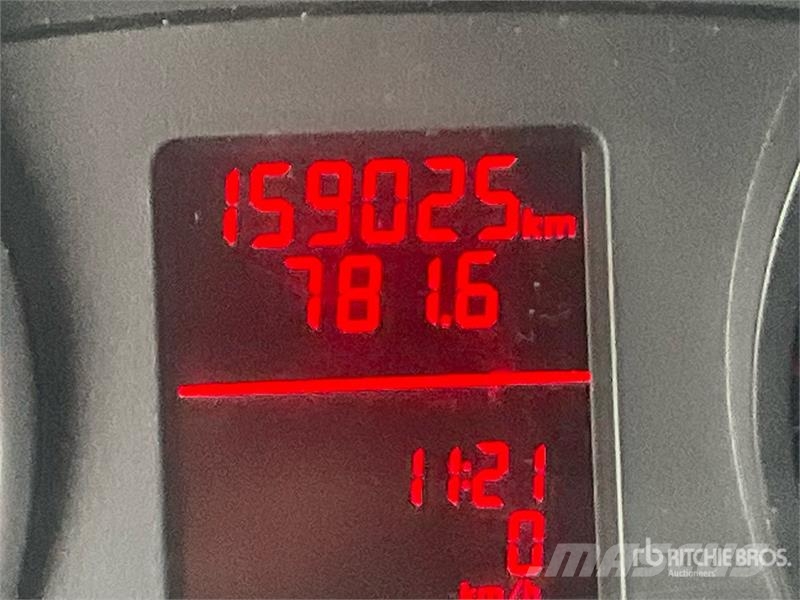 Volkswagen Crafter 플랫베드/드롭사이드 트럭
