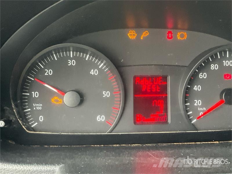 Volkswagen Crafter 플랫베드/드롭사이드 트럭